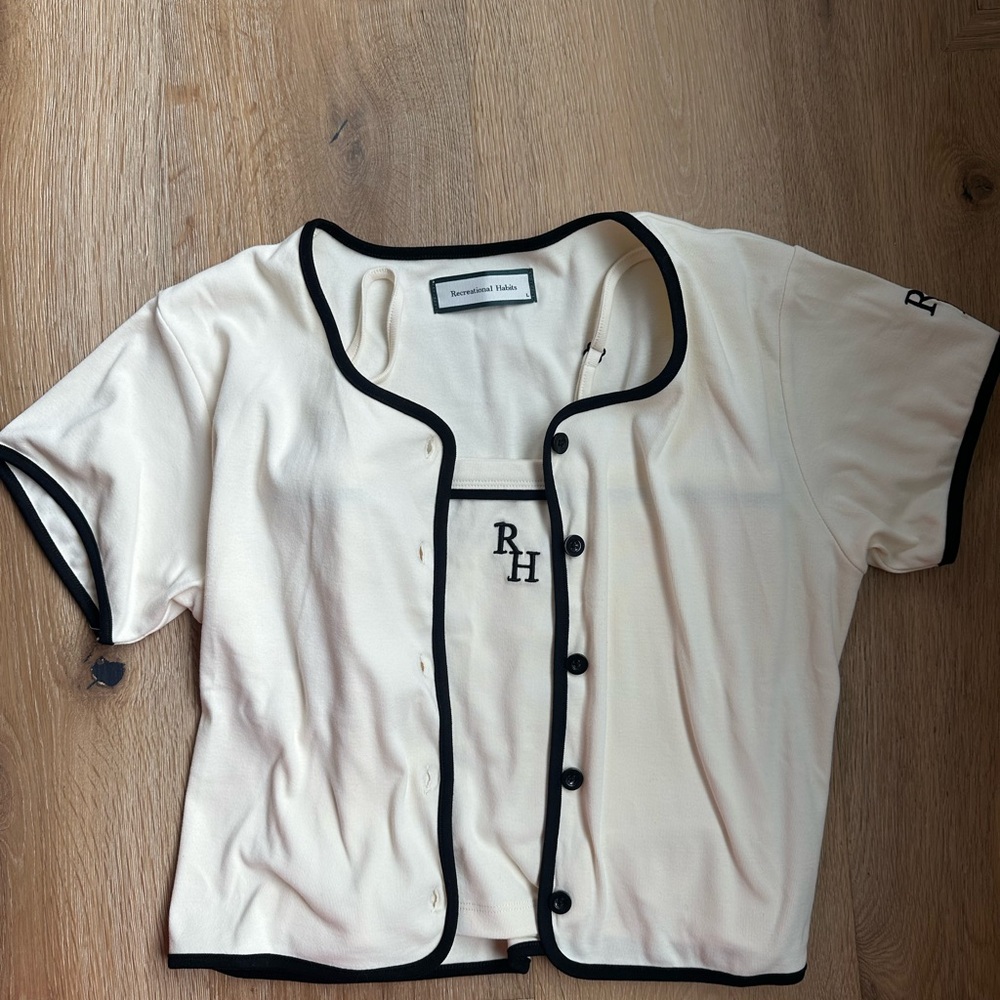 Recreational habits tank and cardigan set - Picture 3 of 3